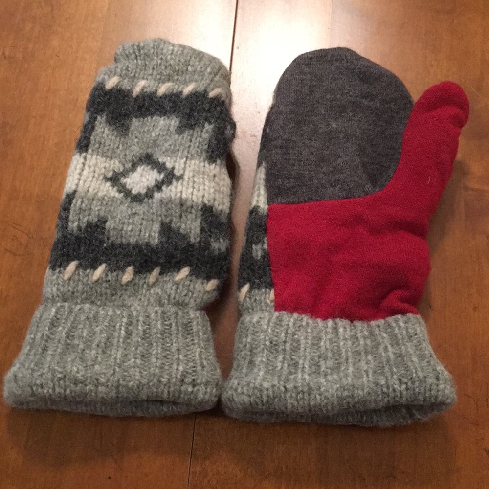 mittens